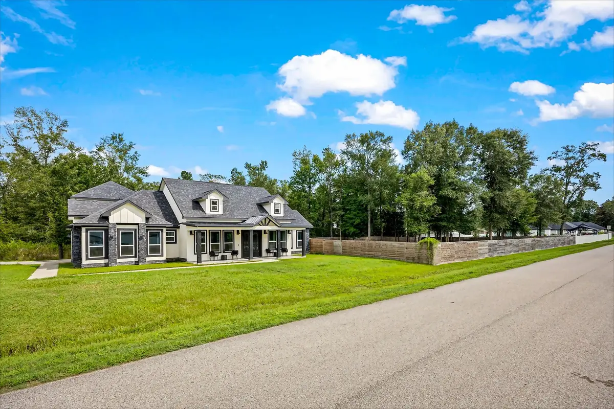 690 Road 6609, Dayton, TX 77535 - #1