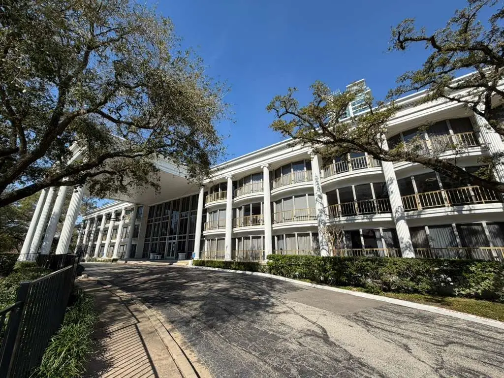 5050 Ambassador Way #111, Houston, TX 77056 - #1
