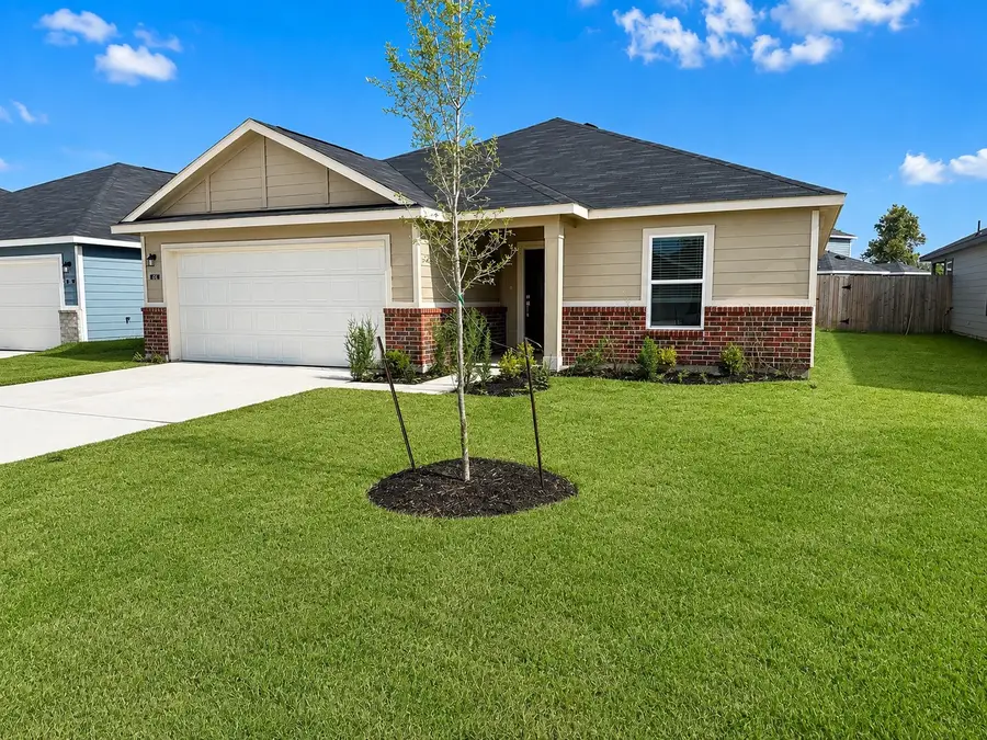 504 Oak Chase Avenue, Dayton, TX 77535 - #2