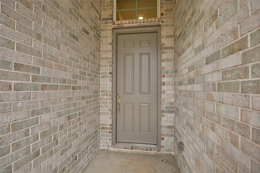 807 Evergreen Forest Lane, Rosharon, TX 77583 - Image #2