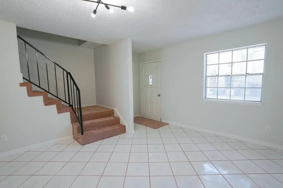 1255 Witte Road #17, Houston, TX 77055 - Image #2