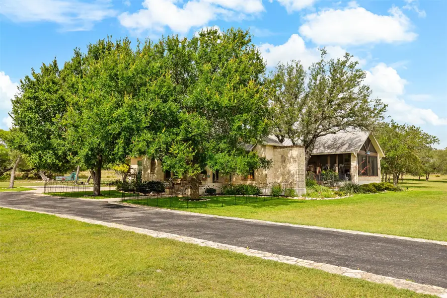 204 Kendall Jackson, Comfort, TX 78013 - Image #3