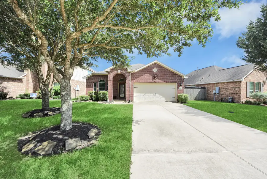 6611 Hawkins Hill Lane, Dickinson, TX 77539 - #3
