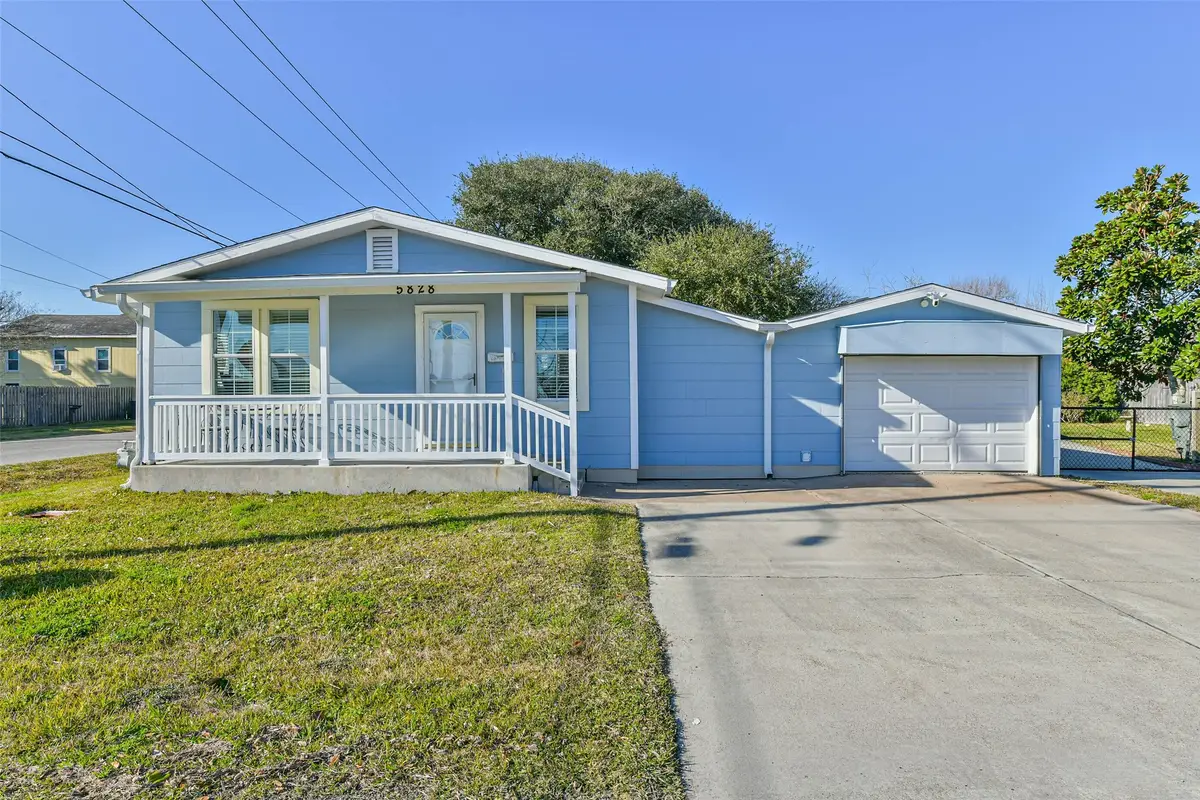 5828 Avenue T, Galveston, TX 77551 - #1