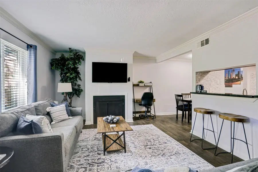 732 Memorial Mews Street, Houston, TX 77079 - Image #2