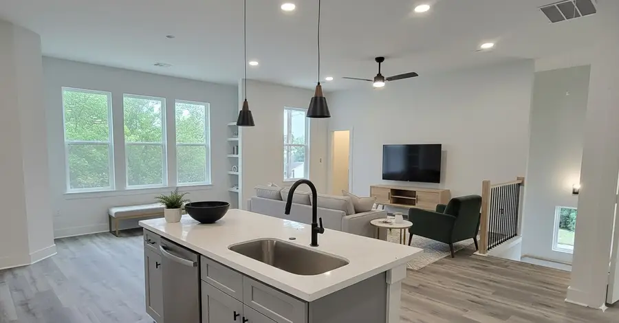 4922 Hoover Street #A, Houston, TX 77092 - Image #2