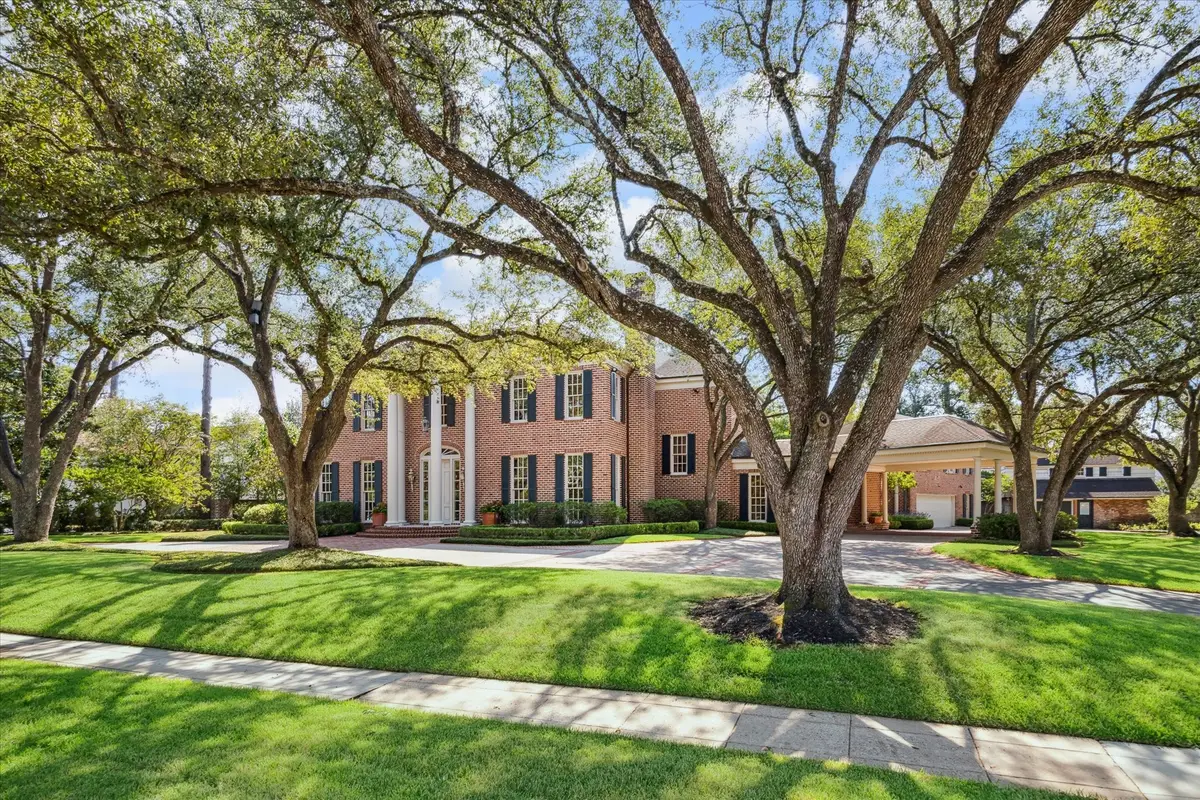 3665 Knollwood Street, Houston, TX 77019 - Image #1