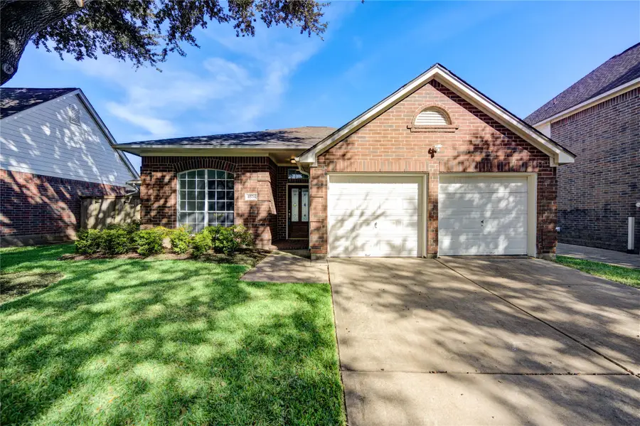 4534 Forest Home Drive, Missouri City, TX 77459 - Image #2