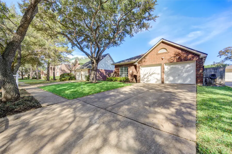 4534 Forest Home Drive, Missouri City, TX 77459 - Image #3