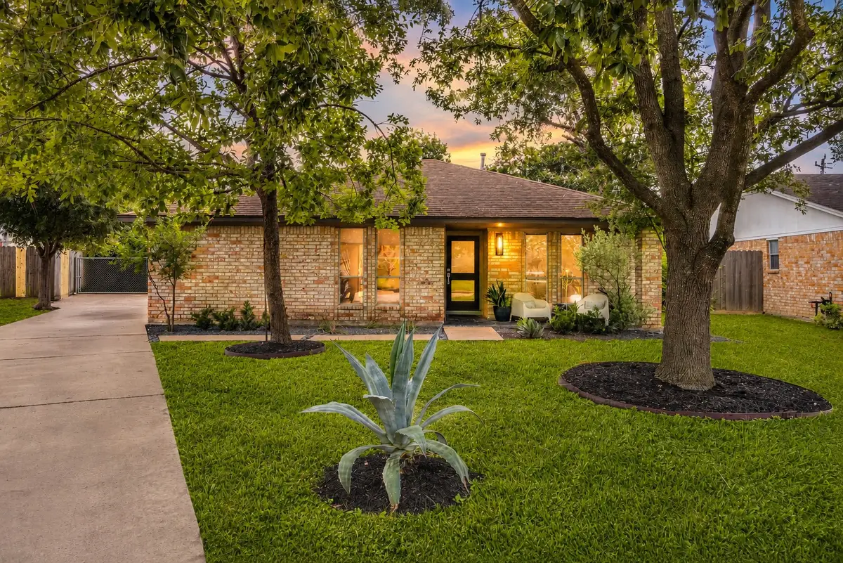 5702 Hoover Street, Houston, TX 77092 - #1