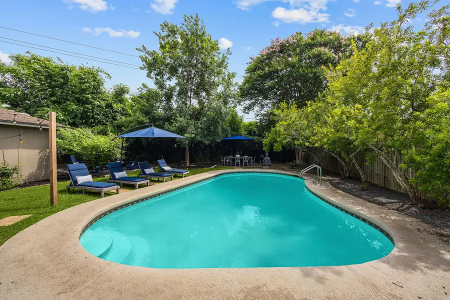 5702 Hoover Street, Houston, TX 77092 - #3