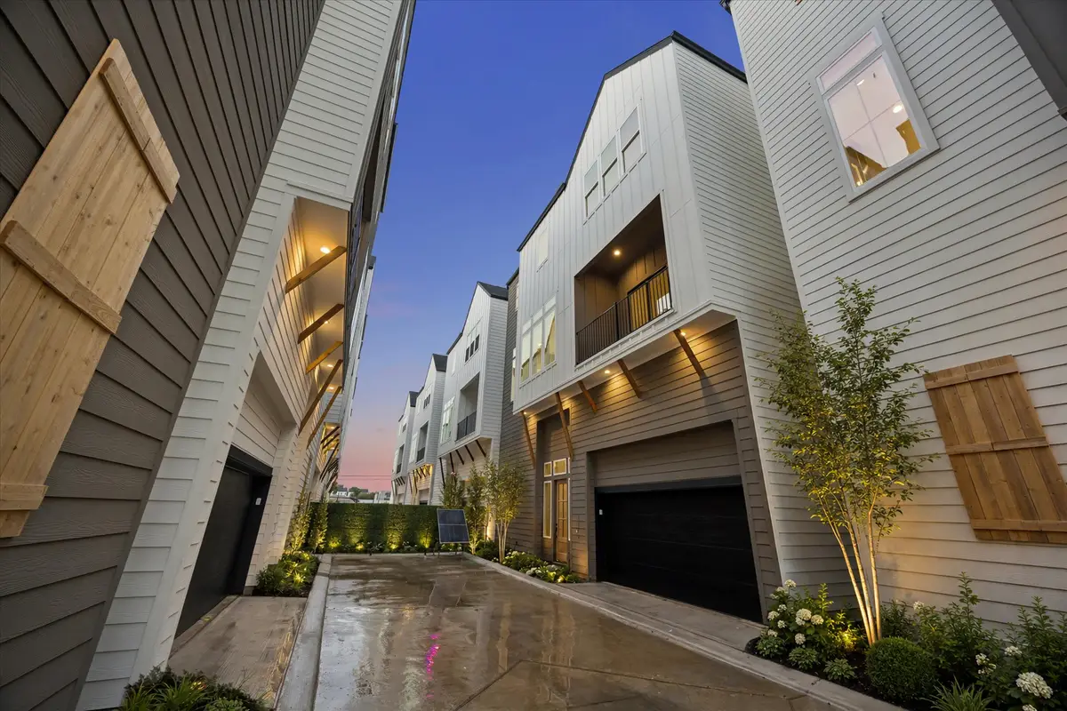 1179 W 19th Street, Houston, TX 77008 - #1