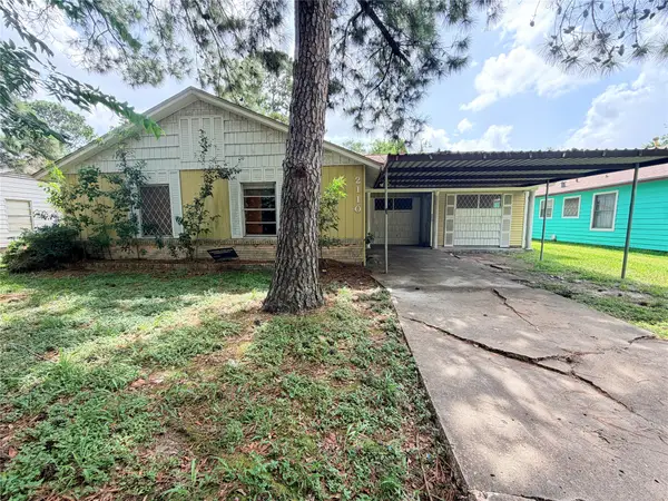 2110 Flynn Drive, Pasadena, TX 77502