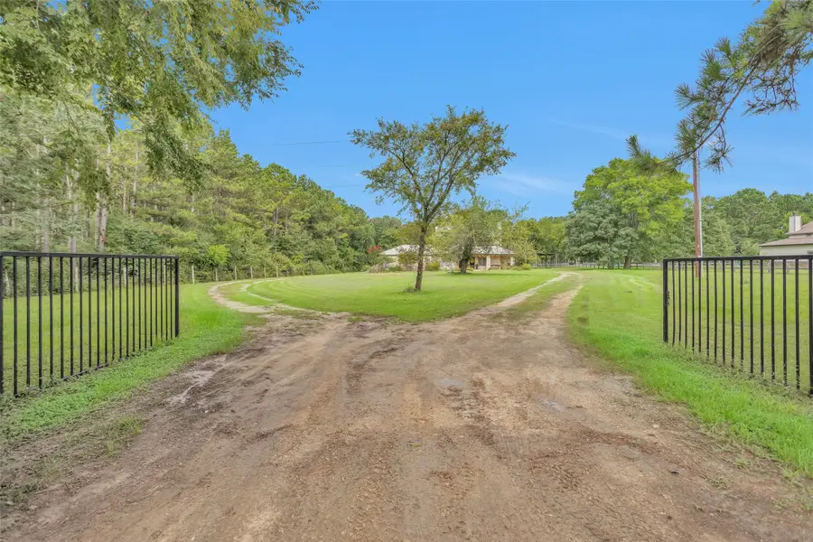 2286 Spring Branch Road, Montgomery, TX 77316 - #2