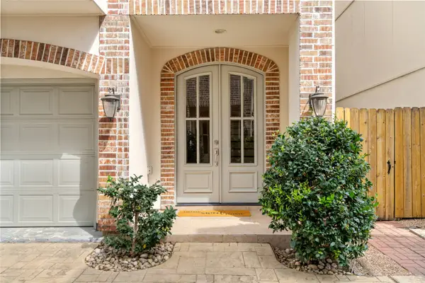 5634 Kiam Street #C, Houston, TX 77007