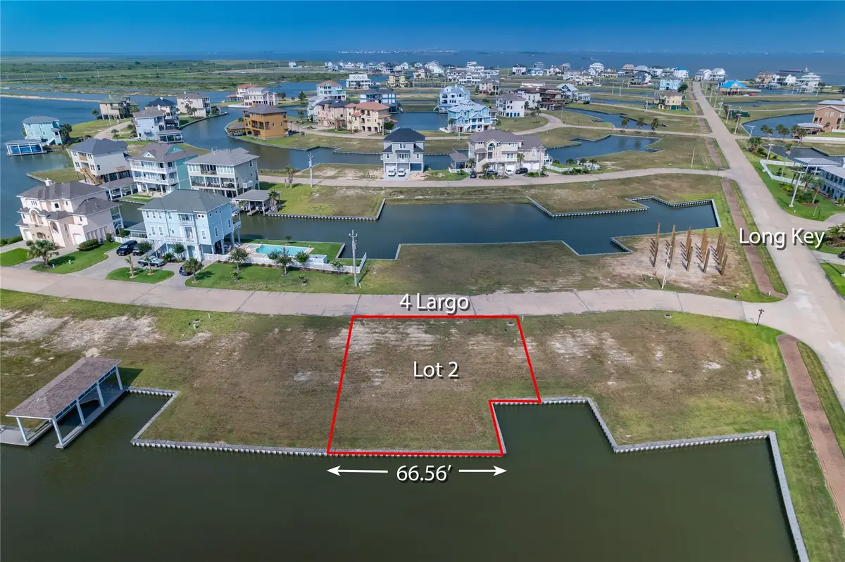 4 Largo, Hitchcock, TX 77563 - Image #1