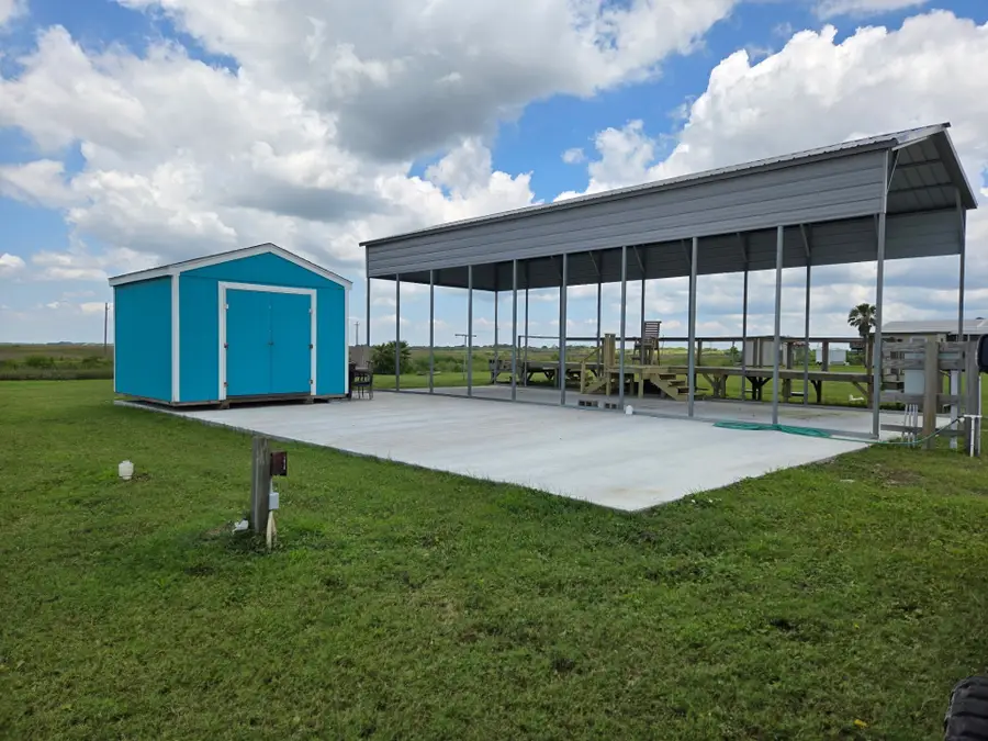 1069 Joy, Gilchrist, TX 77617 - Image #2