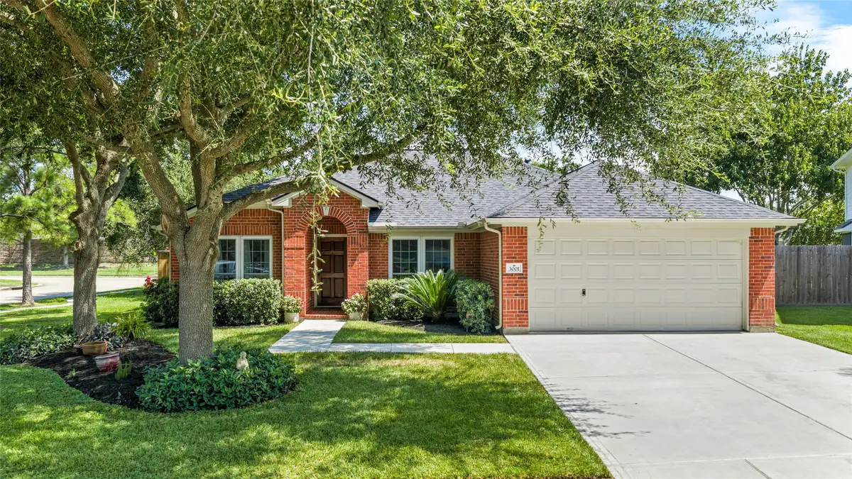 3001 Meadow Bay Drive, Dickinson, TX 77539 - #1