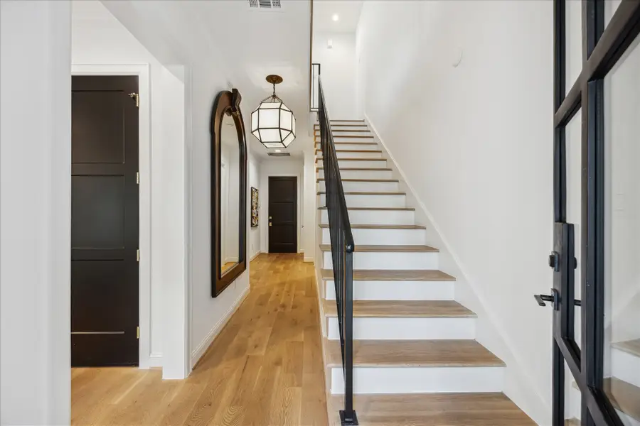 819 Blackshire Lane, Houston, TX 77055 - Image #3