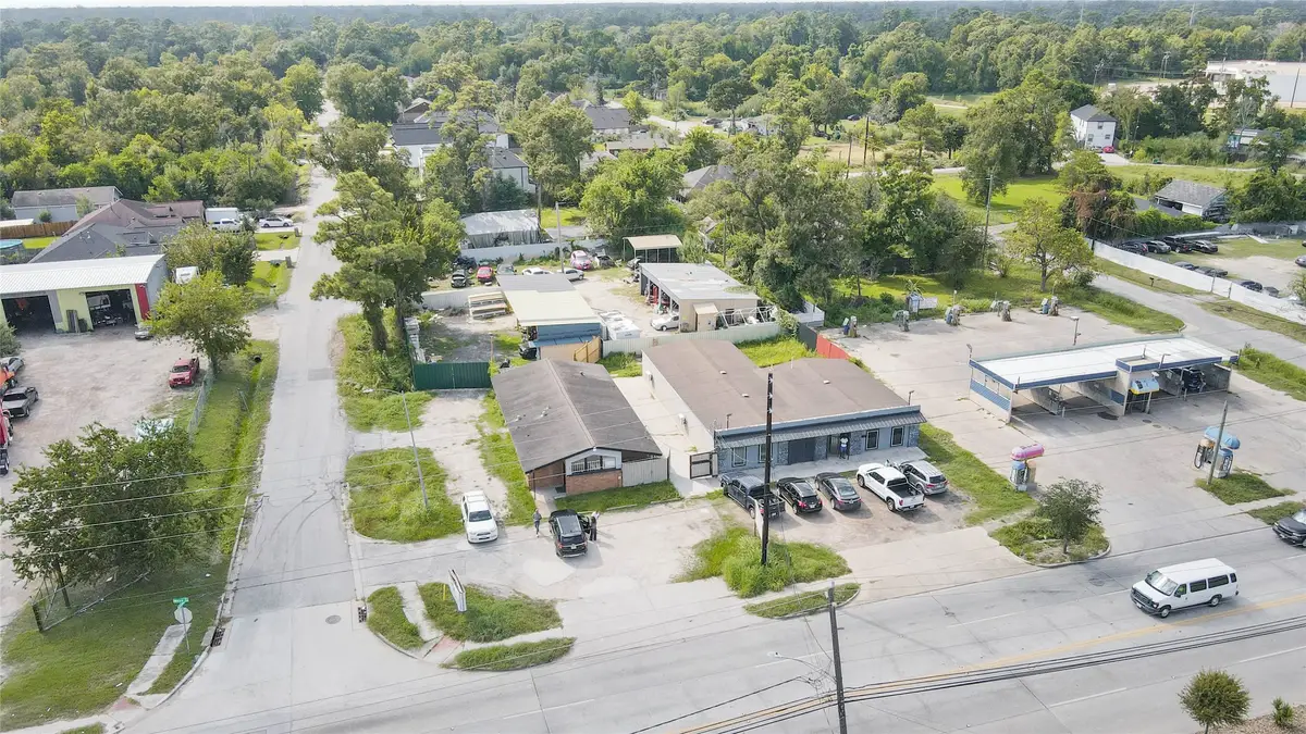 9205 Mesa Drive, Houston, TX 77028 - #1