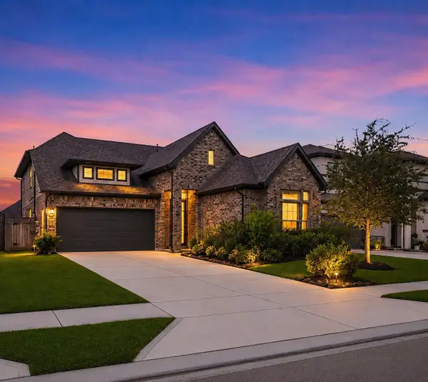 8726 Timber Knoll Drive, Missouri City, TX 77459
