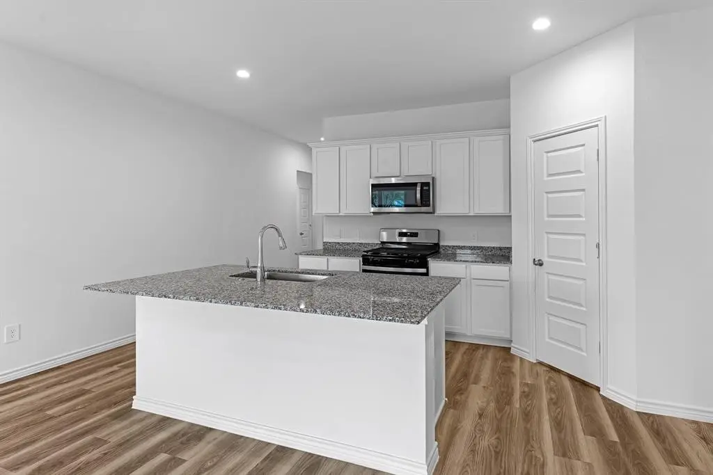 595 Brittany Grove Lane, China, TX 77613 - Image #1