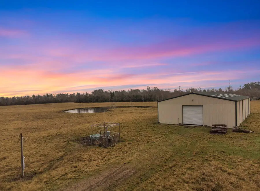 3750 County Road 49, Angleton, TX 77515 - #3