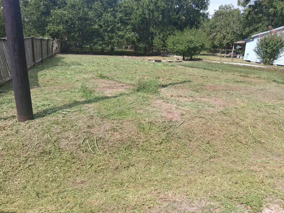 703 E Water Street, Victoria, TX 77901 - Image #1