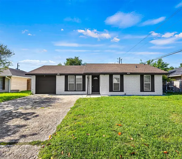 3907 Sandy Meadow Lane, Houston, TX 77039