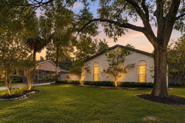 14022 Saint Marys Lane, Houston, TX 77079