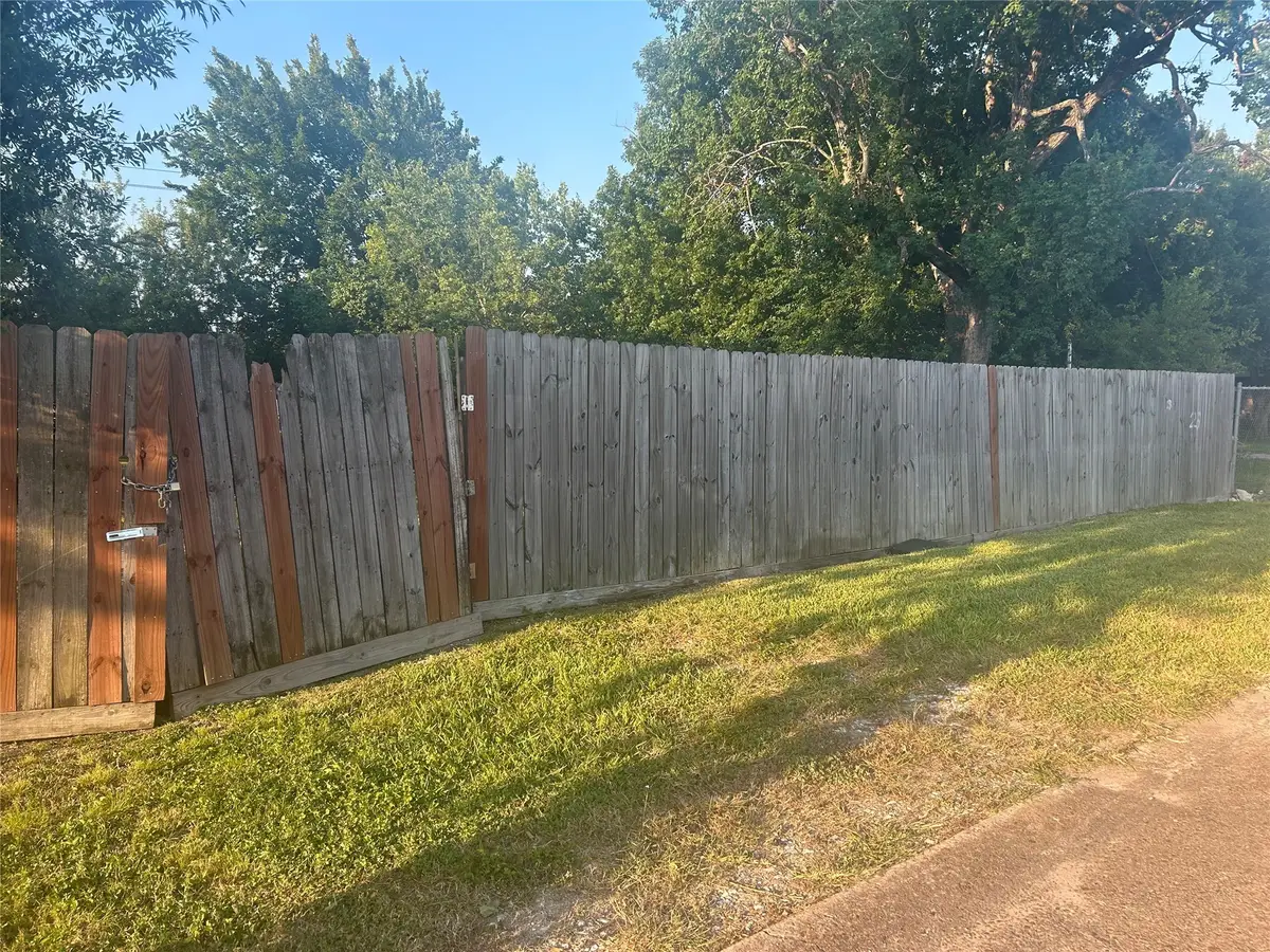 2503 Harris Avenue, Pasadena, TX 77506 - Image #1