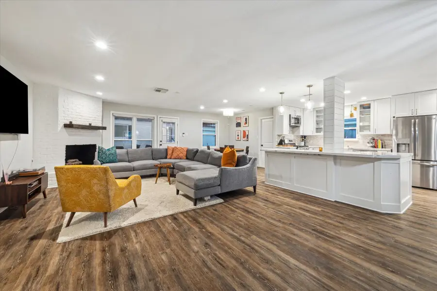 9710 Bob White Drive, Houston, TX 77096 - Image #3