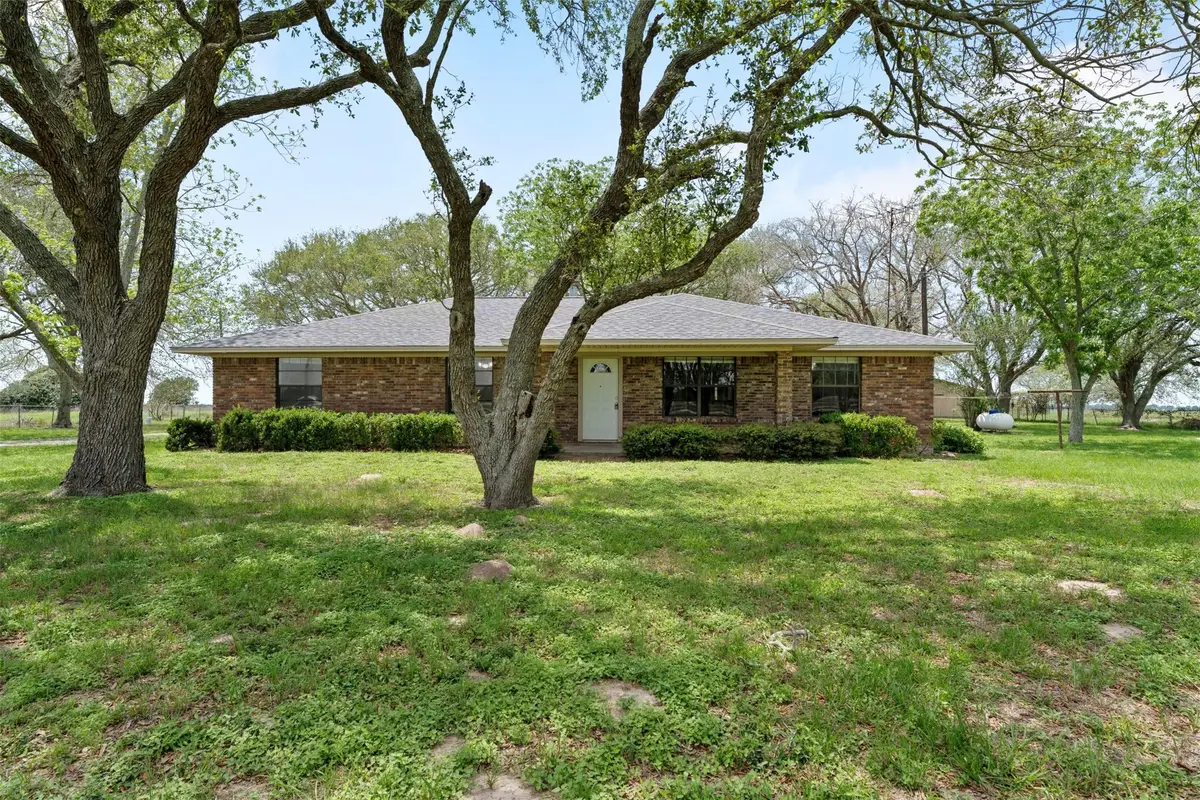 1518 County Road 307, El Campo, TX 77437 - #1