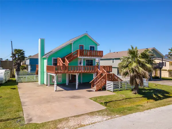 4034 Reeves Drive, Galveston, TX 77554