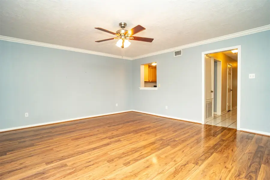 11525 Burdine Street #403, Houston, TX 77035 - Image #3