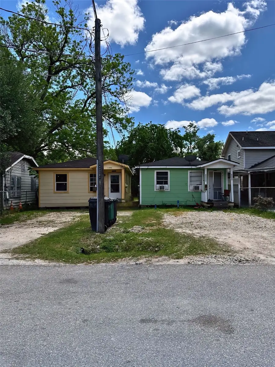 1204 Johnston Street, Houston, TX 77022 - Image #3