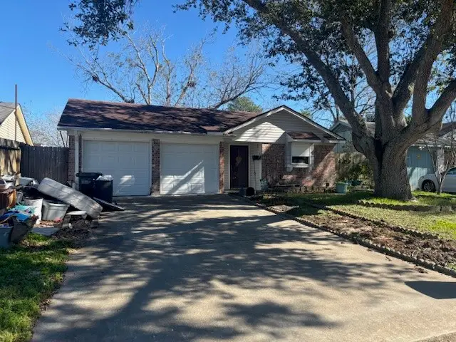 4807 Redfish Reef Street, Bacliff, TX 77518 - Image #1