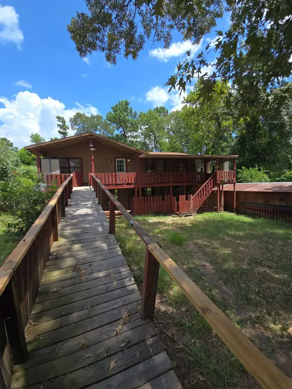 101 Dogwood Place, Point Blank, TX 77364