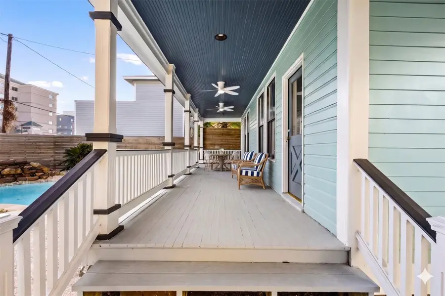 2207 Bernardo De Galvez, Galveston, TX 77550 - #3