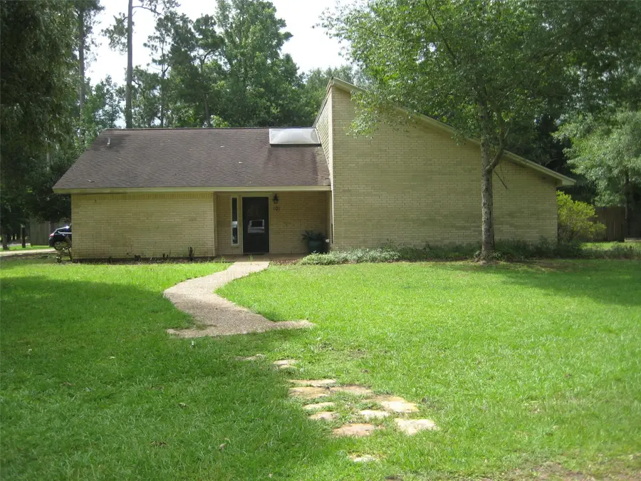 101 Locust, Village Mills, TX 77663 - Image #3