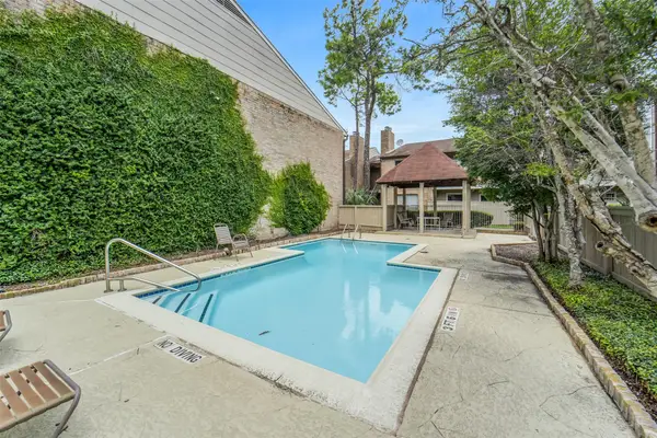 2110 Wilcrest Drive #239, Houston, TX 77042