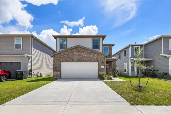 7316 Madison Commons Lane, Houston, TX 77075