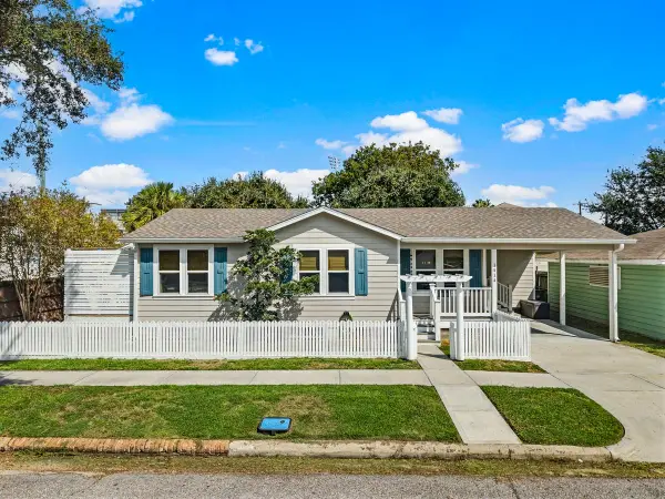1414 29th Street, Galveston, TX 77550