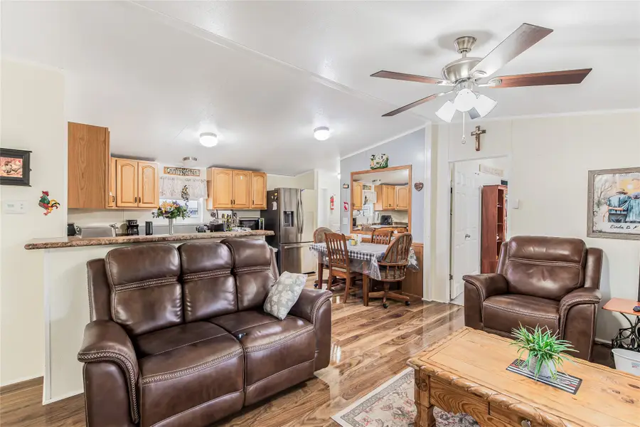 403 Birch Forest Drive, Somerville, TX 77879 - Image #3