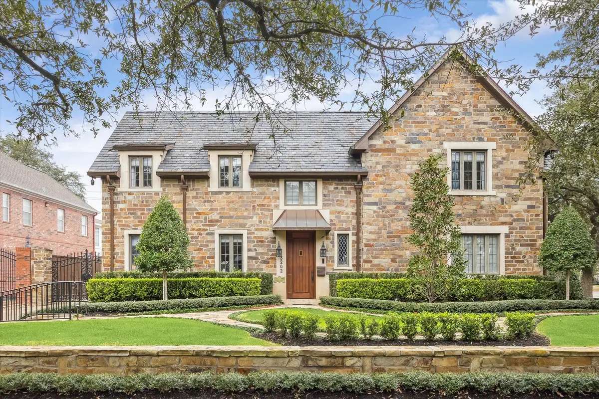 3202 University Boulevard, West University Place, TX 77005 - Image #1