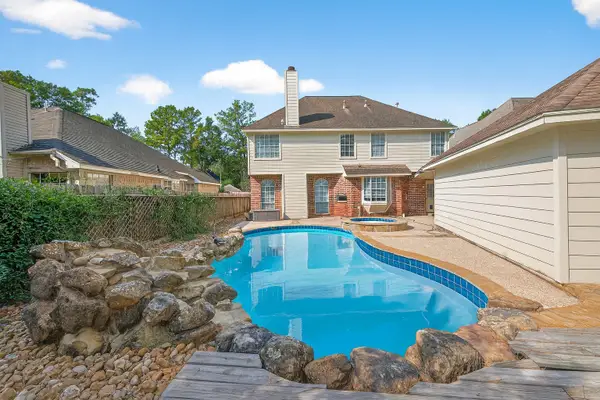 5002 Echo Falls Drive, Houston, TX 77345