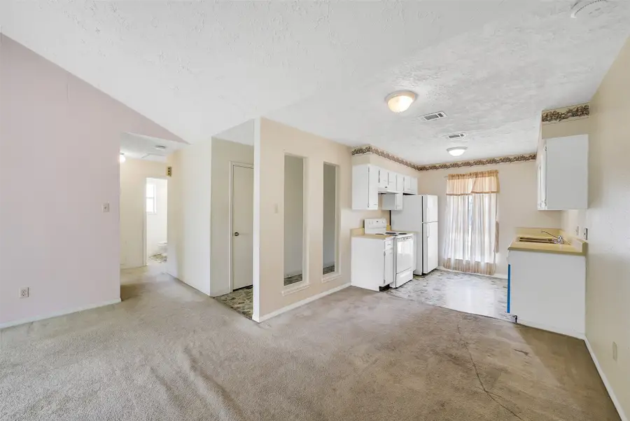 4005 Hunnington Drive, Conroe, TX 77303 - Image #2