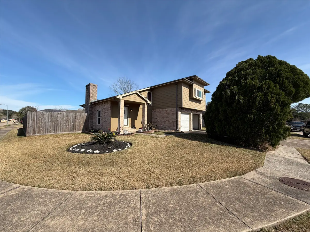 2907 Becket Street, Pearland, TX 77584 - Image #1