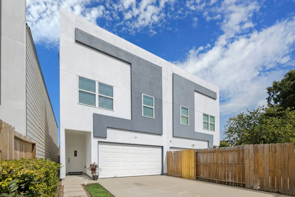 205 E 43rd Street, Houston, TX 77018 - Image #1