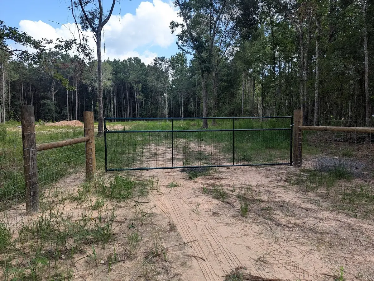 7453 Clark Road, Plantersville, TX 77363 - Image #1